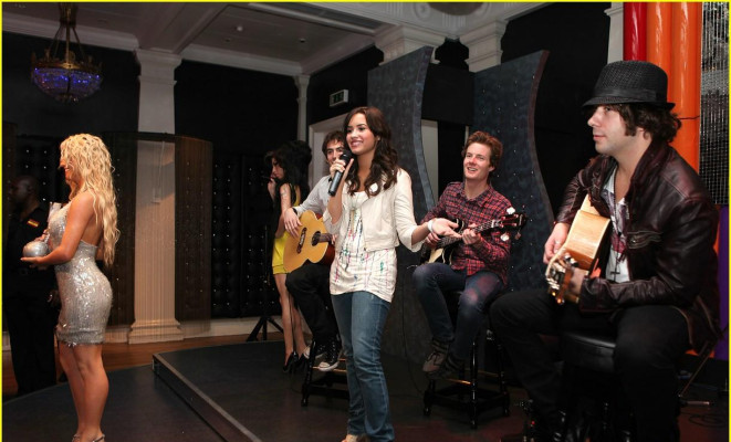 Demi Lovato pic #412058