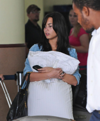 Demi Lovato pic #354050