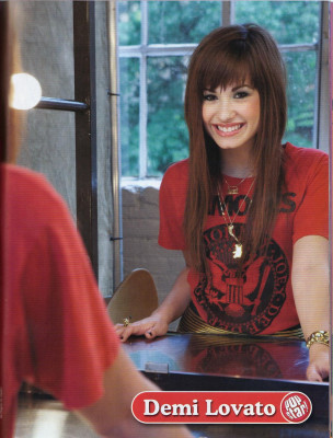 Demi Lovato pic #208047