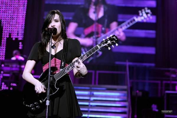 Demi Lovato pic #204979
