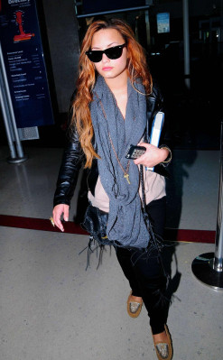 Demi Lovato pic #461055