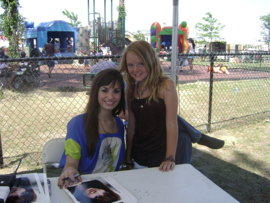 Demi Lovato pic #456551