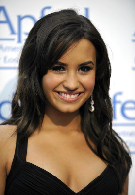 Demi Lovato pic #335328