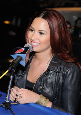 Demi Lovato pic #445844