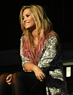Demi Lovato pic #504024