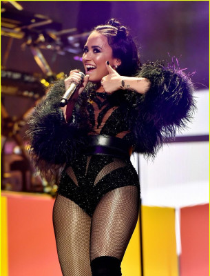 Demi Lovato pic #800099