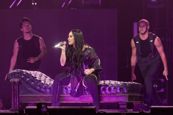 Demi Lovato pic #1020579