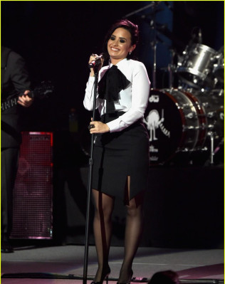 Demi Lovato pic #835321