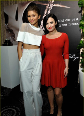 Demi Lovato pic #769092
