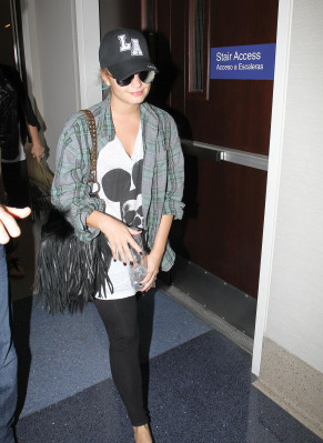 Demi Lovato pic #521713