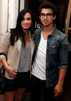 Demi Lovato pic #317948
