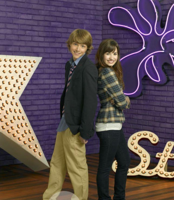 Demi Lovato pic #275425