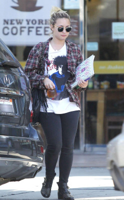 Demi Lovato pic #532326
