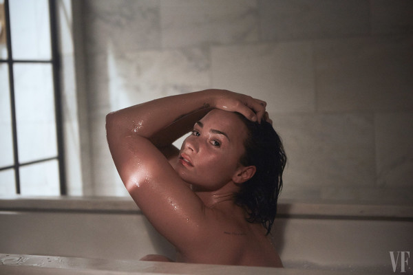 Demi Lovato pic #803341