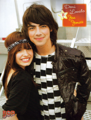 Demi Lovato pic #373665