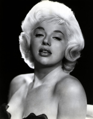 Diana Dors pic #379327
