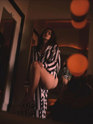 photo 3 in Diana Silvers gallery [id1218701] 2020-06-18 00:00:00