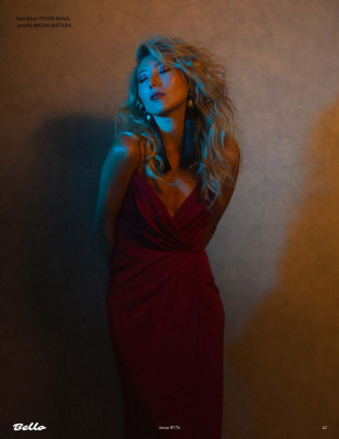 photo 7 in Dichen Lachman gallery [id1062711] 2018-09-03 00:00:00