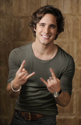 photo 16 in Diego Boneta gallery [id777024] 2015-06-01 00:00:00