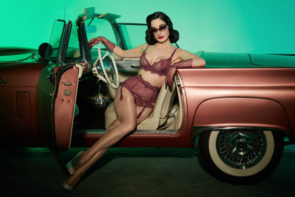Dita Von Teese pic #1254977