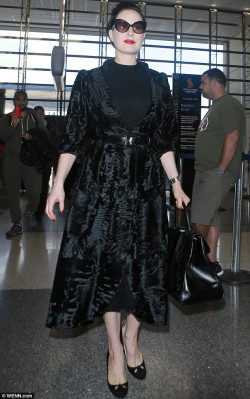Dita Von Teese pic #651039