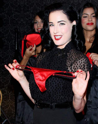 Dita Von Teese pic #187713