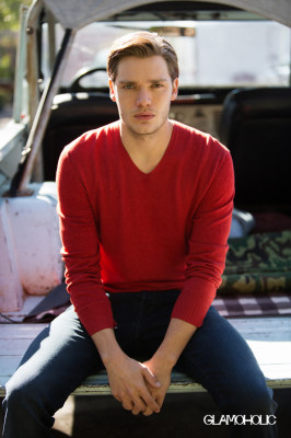 Dominic Sherwood pic #915492