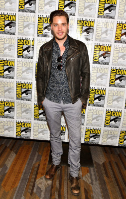 Dominic Sherwood pic #951491