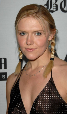 Dominique Swain pic #680861