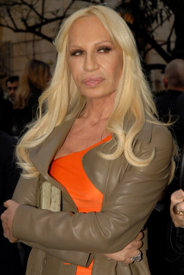 photo 28 in Donatella Versace gallery [id217501] 2009-12-22 00:00:00