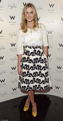 Donna Air pic #761084