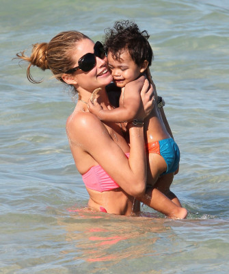 Doutzen Kroes pic #465928