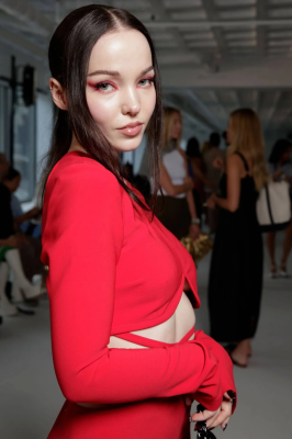 Dove Cameron pic #1311335