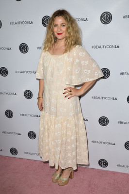 Drew Barrymore pic #1051920
