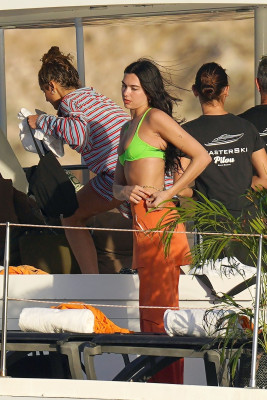 Dua Lipa pic #1293055