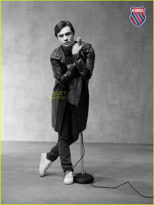 Ed Westwick pic #523655