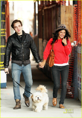 Ed Westwick pic #526306