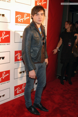 photo 14 in Ed Westwick gallery [id553741] 2012-11-19 00:00:00