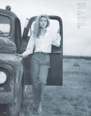 Elaine Irwin pic #1329531