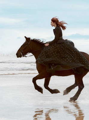 Eleanor Tomlinson pic #1084438