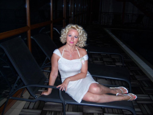 Elena Kondulainen pic #456878