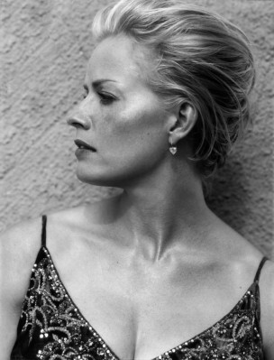 Elisabeth Shue pic #315245