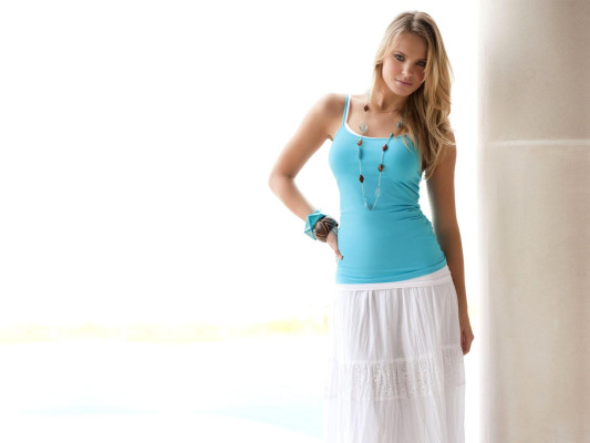 Elisandra Tomacheski pic #320723
