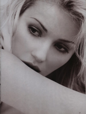 photo 19 in Elisha Cuthbert gallery [id63736] -0001-11-30 00:00:00