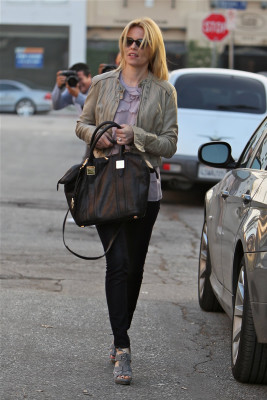 Elizabeth Banks pic #561467