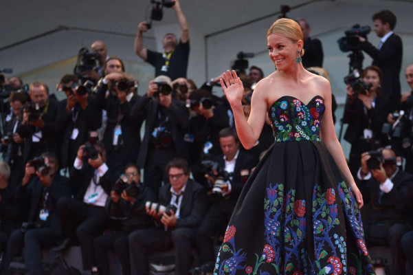 Elizabeth Banks pic #795725