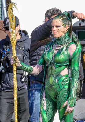 Elizabeth Banks pic #851332