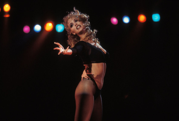 Elizabeth Berkley pic #1134602
