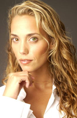Elizabeth Berkley pic #1140286