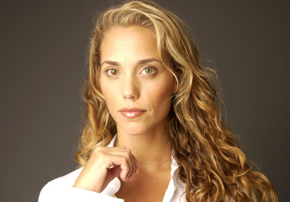 Elizabeth Berkley pic #1140288